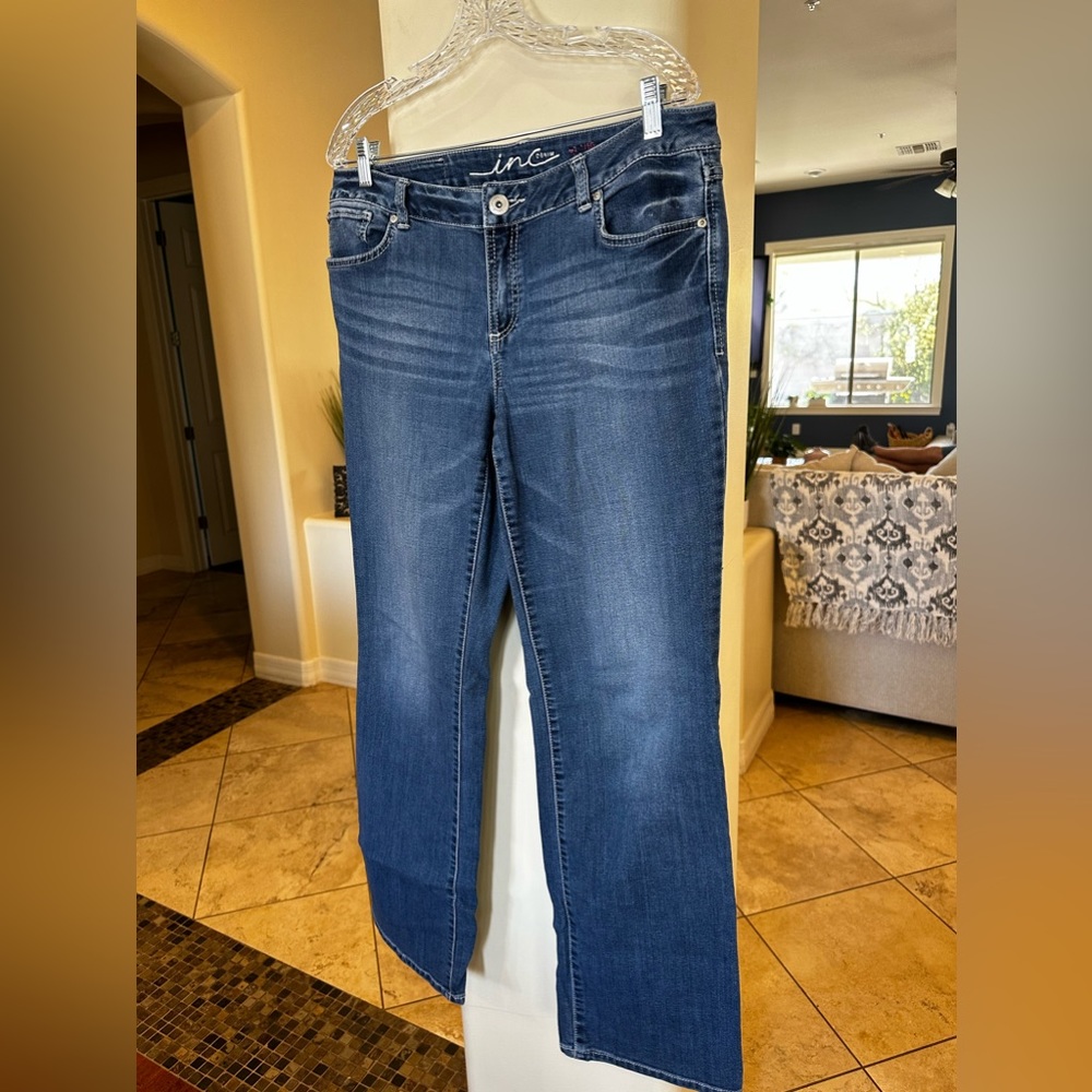 Women’s INC Preloved Denim Bootleg Curvy Fit Jeans, Size 12 - Picture 2 of 15